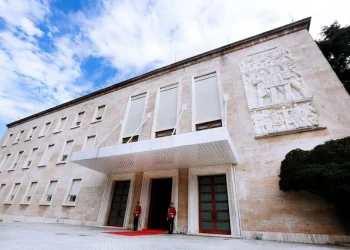 Vendimi i qeverisë, paga shpërblim për efektivët e gardës që parandalojnë incidente të zyrtarëve të lartë