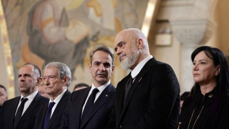 Rama dhe Mitsotakis takim pas ceremonisë për Anastasin: Jemi miq, çdo problem duhet ta zgjidhim me dialog 