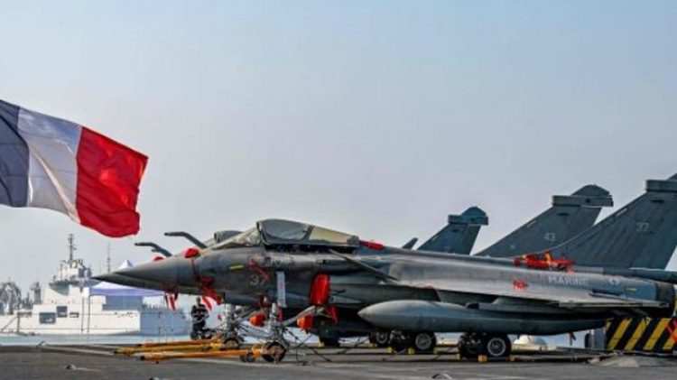 Radarët rusë shënjestrojnë avionin ushtarak të Francës në detin Baltik