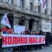 Pankarta për Kosovën në protestat e studentëve në Serbi