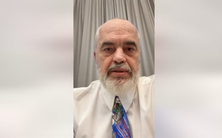 “Fëmijët shqiptarë i lini të vdesin”/ Evakuimi i familjes nga Gaza, Rama-komentuesve: Ishte kërkesë nga partnerët ndërkombëtarë