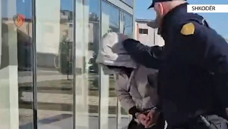 Vodhi një banesë në Shkodër, arrestohet 34-vjeçari