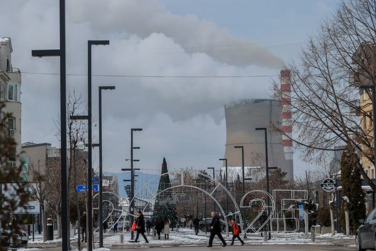 Reuters: Kriza e ndotjes së ajrit në Ballkan kërcënon shëndetin publik dhe anëtarësimin në BE