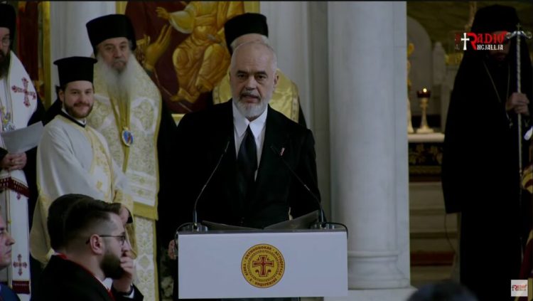 Rama: Kryepeshkopi Anastas punoi 33 vite për ringritjen e Kishës Autoqefale të Shqipërisë