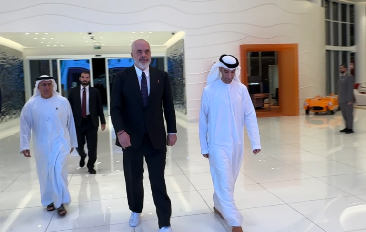 Kryeministri Rama në  Emiratet e Bashkuara Arabe, merr pjesë në eventet e Javës së Qëndrueshmërisë së Abu Dhabit 2025!