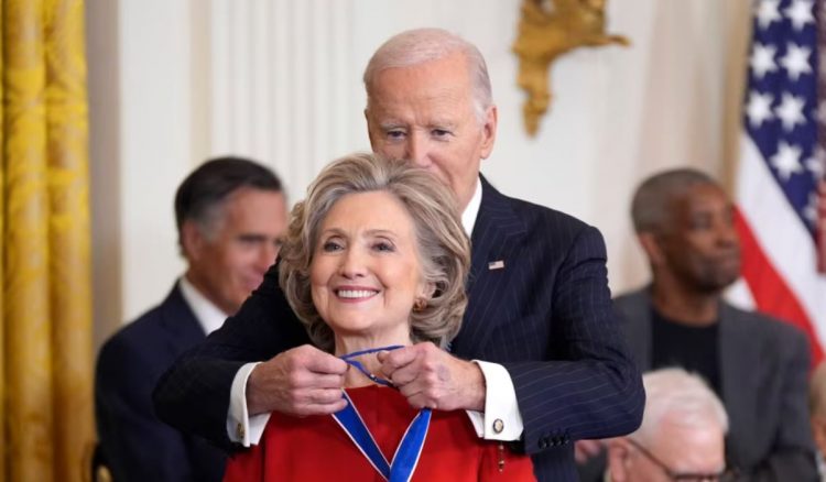 Clinton, Soros dhe Bono në mesin e të nderuarve me Medalje të Lirisë