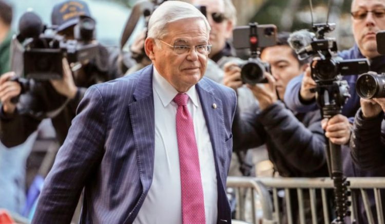 Gjykata pritet të japë sot masën e dënimit për ish-senatorin Bob Menendez
