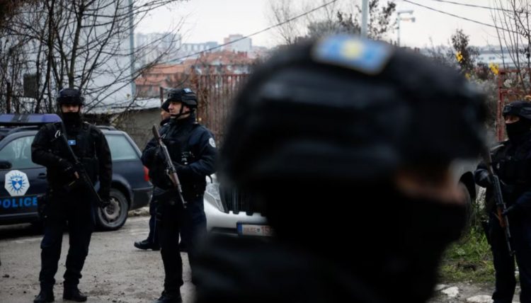 Policia e Kosovës aksion në veri, arrestohet një person dhe zbulohet municion luftarak