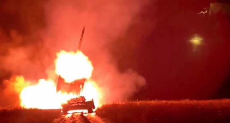 Ukraina godet depo nafte brenda Rusisë