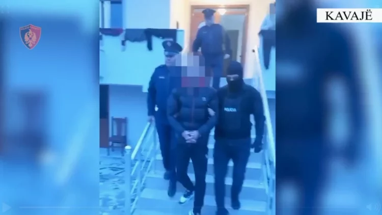 Kavajë/ Shisnin lëndë narkotike, arrestohen 13 persona