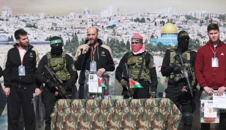 Hamasi liron tre pengje izraelite, në dyshim faza e dytë e armëpushimit