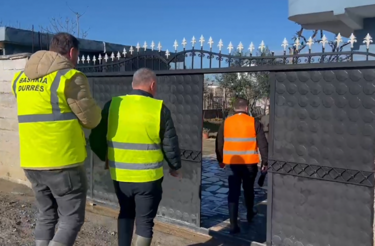 Përmbytjet në Durrës, 440 banesa të dëmtuara