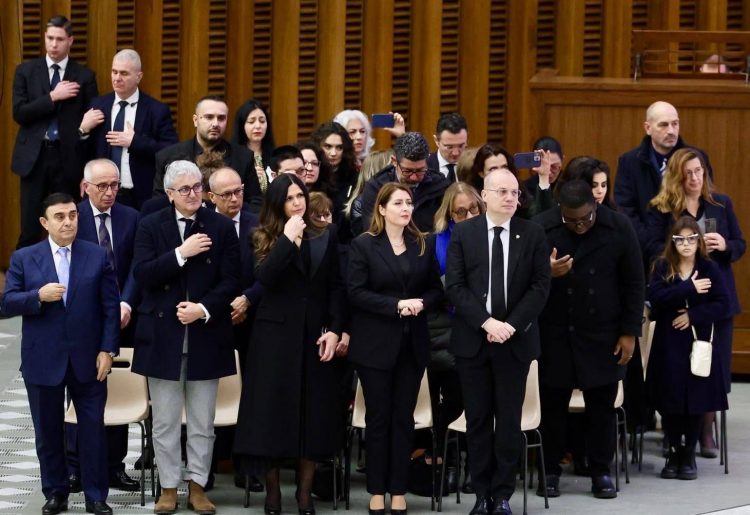 Papa Françesku zhvillon Audiencë të Përgjithshme me studentë dhe akademikë shqiptarë në Vatikan