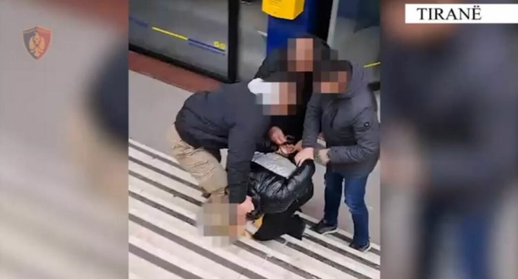 Trafikonte drogë nga Tajlanda përmes shërbimit postar, arrestohet 25-vjeçari