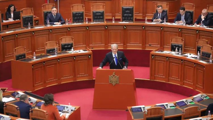 “Ligji për desorosifikimin e Shqipërisë, emergjencë kombëtare”, Berisha: Më mirë të bëhet tani se pas zgjedhjeve do thoni po na persekutoni