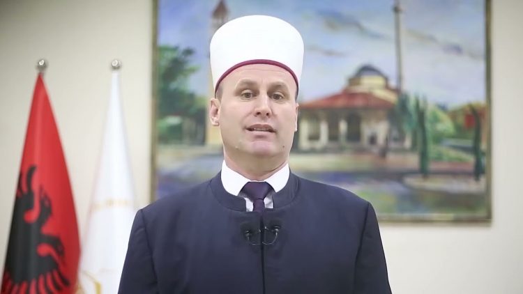 Muaji i shenjtë i Ramazanit, kreu i KMSH-së uron besimtarët myslimanë: Agjërim të lehtë dhe të pranuar