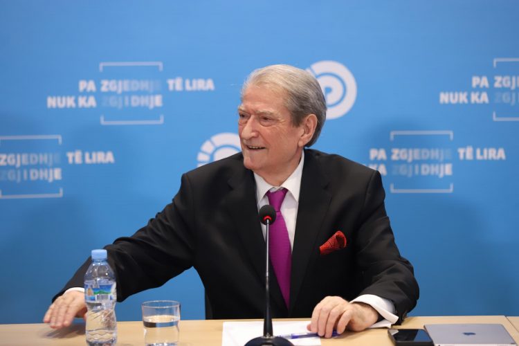Mbledhja e Këshillit Kombëtar të PD-së, Berisha: Chris LaCivita ua bëri të qartë shqiptarëve se kë kanë partner SHBA-të