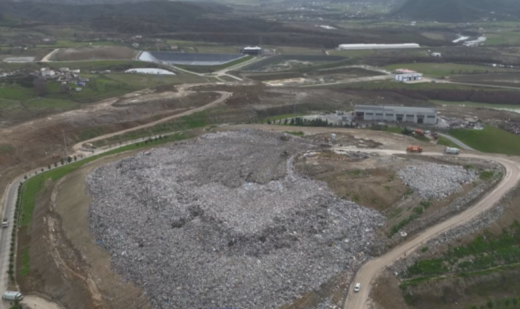 Sharra nuk pranon më dhera, paralizohet ndërtimi në Tiranë