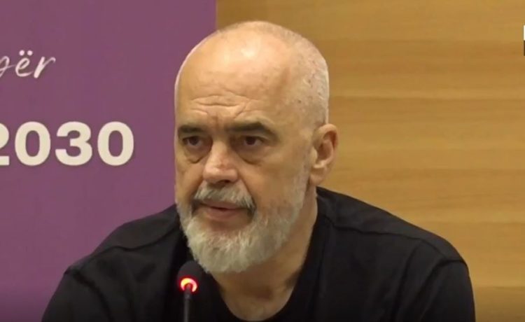 Rama i bindur për 11 Majin: Ne me shoqen fitore, ata me Ndoc Rrokun