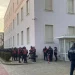 Protesta e opozitës, efektivët rrethojnë dhe parlamentin