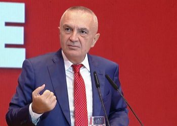 Meta reagon nga qelia: Drejtësia e vërtetë do të realizohet kur paratë e vjedhura t’u kthehen shqiptarëve