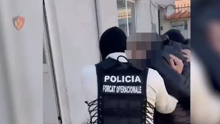 Ishte në kërkim ndërkombëtar për trafik droge, arrestohet 43-vjeçari, pritet ekstradimi drejt Italisë (Emri)