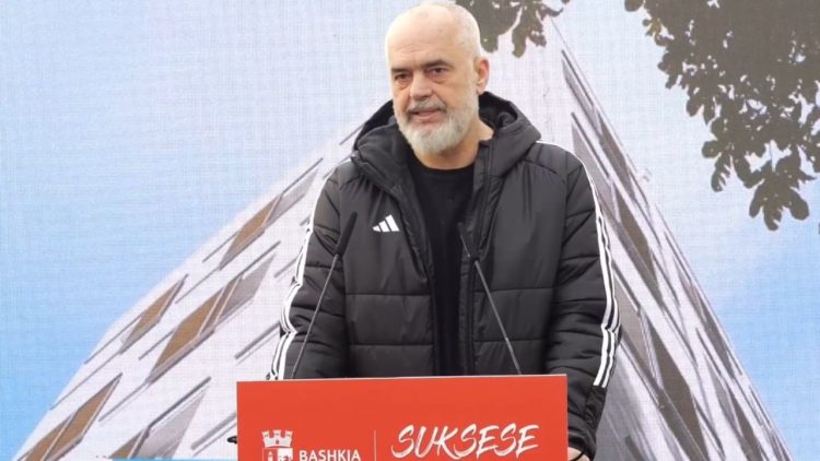 “Ka konvikte në Paris dhe Londër që janë 4 veta në një dhomë”, Rama: Ndërsa këtu vetëm me 2 persona! 