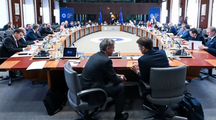 Bruksel: Drejtuesit e lartë të BE bien dakord për rritjen e shpenzimeve për mbrojtje
