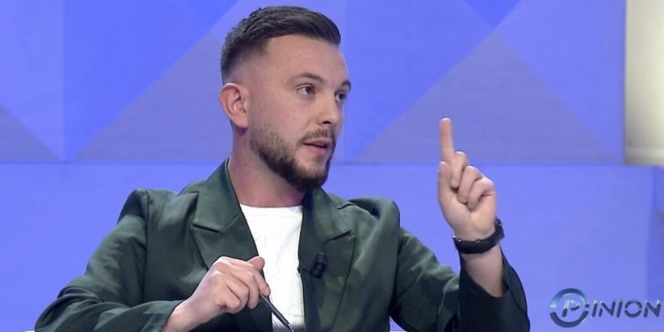 Gazetari ndan detaje të reja nga rasti i 16-vjeçares në Gjirokastër: Psikologia duhet të japë llogari!