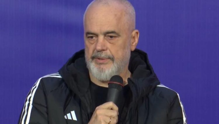 Zgjedhjet e 11 Majit, Rama me skuadrën e PS në Berat: Të ketë garë të drejtë, jo ndërhyrje nga bashkiakët