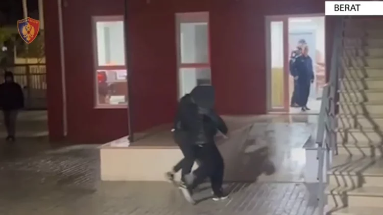 Pjesë e një organizate kriminale, arrestohet në Berat 47-vjeçari italian 