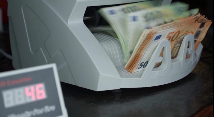 Banka e Shqipërisë, për 2024 bleu 933 milionë Euro