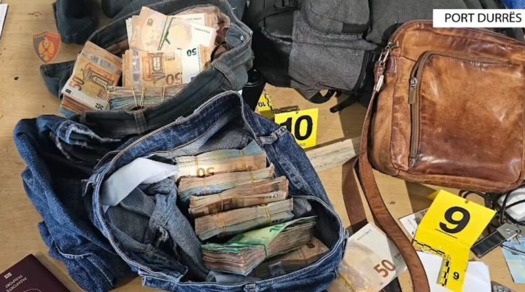 Me rreth 109 mijë euro në furgon, arrestohet 40-vjeçari në portin e Durrësit