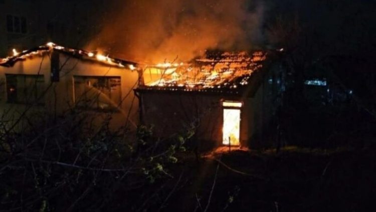 Tragjedia me 59 viktima/ Zv.ministrja maqedonase: Gjendja e të lënduarve nga zjarri, e qëndrueshme