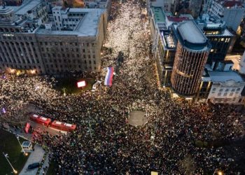 Serbia kërkon hetime nga SHBA-ja dhe Rusia për topin zanor