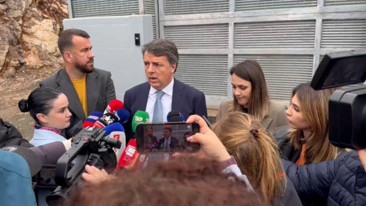 Renzi propozon kthimin e kampit të Gjadrit në burg për shqiptarët në Itali: Paratë tona po shkojnë dëm