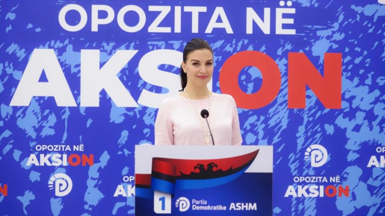 PD: Një kryeministër që blen pajisje përgjuese ka frikë nga populli i tij