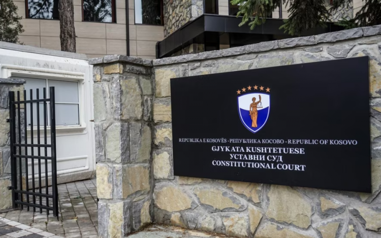 Analiza: Beteja ligjore e Vetëvendosjes – manovër politike apo sfidë ligjore