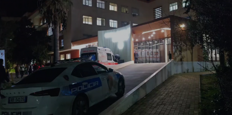 Ngjarje e rëndë në Vlorë, nëna e dehur përplas disa herë në tokë foshnjën 5-muajshe