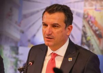 “Pse ma le “seen”? Veliaj reagon sërish nga burgu: Rrjetet e mia sociale u trajtuan si skenë krimi