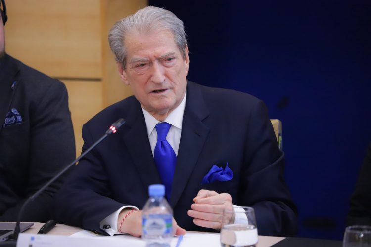 Berisha: Fitorja e 11 majit ka rëndësi historike, duam që Shqipëria të jetë vendi i ëndrrave për të rinjtë