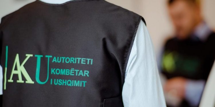 Në Portin e Durrësit futet mish pule me Salmonelë, AKU nis gjurmimin për bllokimin e produktit: Erdhi nga Brazili 