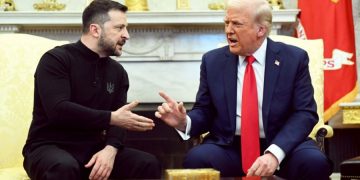 Trump pezullon ndihmën amerikane për Ukrainën