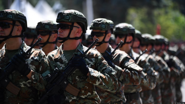 Shkup: Akuza mes partive shqiptare për diskriminim në mbrojtje dhe ushtri