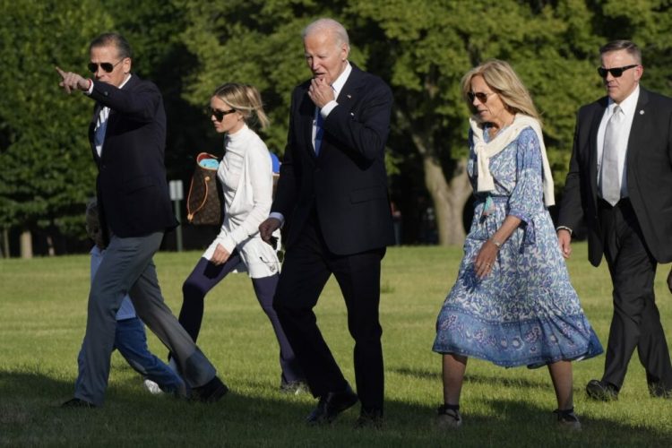 Trump anulon mbrojtjen për fëmijët e Biden