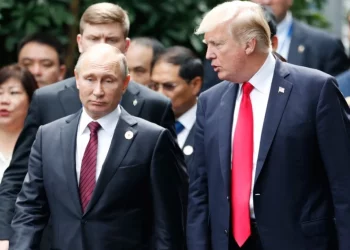 Rusia publikon përmbledhjen e bisedave të zhvilluara mes Putin dhe Trump