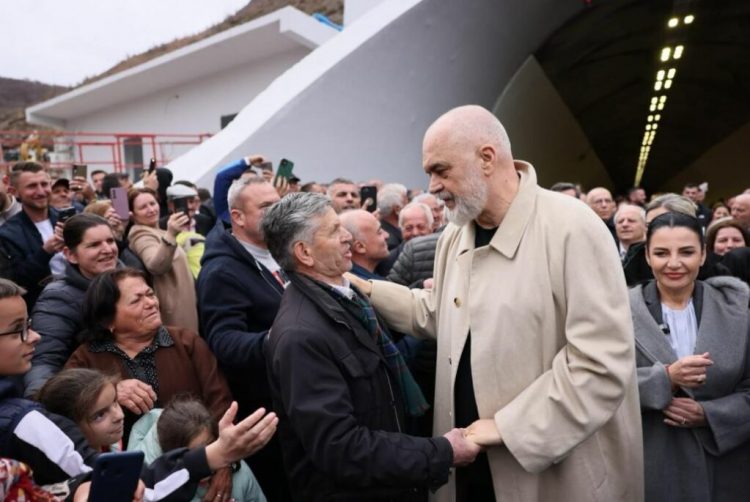 Rama pas hapjes së tunelit të Murrizit: Dëshmi kokëfortë se s’ka kala që nuk e marrim