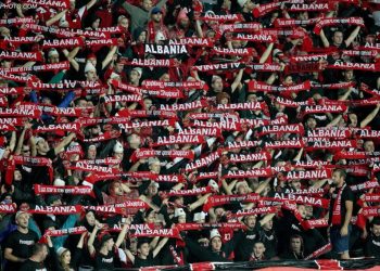 “Uragani” kuqezi në “Wembley”, ja sa tifozë do të jenë në stadiumin anglez