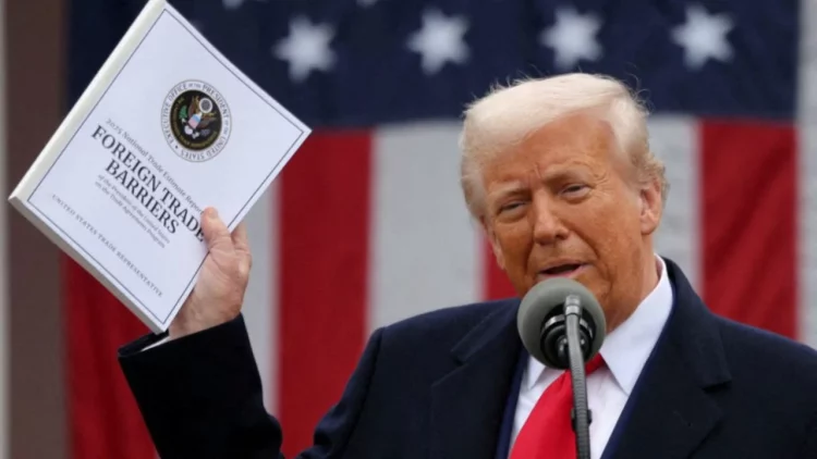 Trump reagon për tarifën e Kinës ndaj SHBA-së: I kapi paniku!