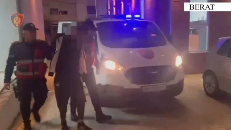 Drogë dhe armë në banesë, arrestohet 27-vjeçari në Berat